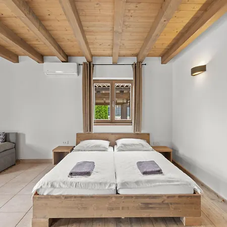 Santi By Interhome *