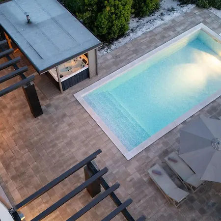 Santi By Interhome *
